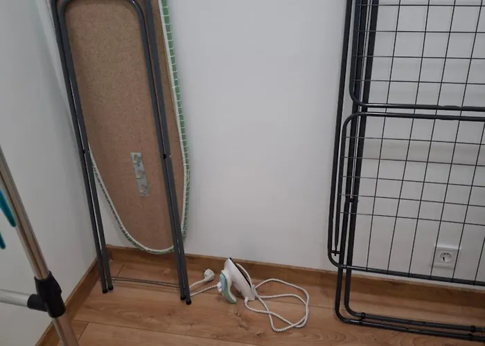 простора сімейна оселя поруч з ратушею & бічна з площею ринок кухня-студія та спальня Apartmán *